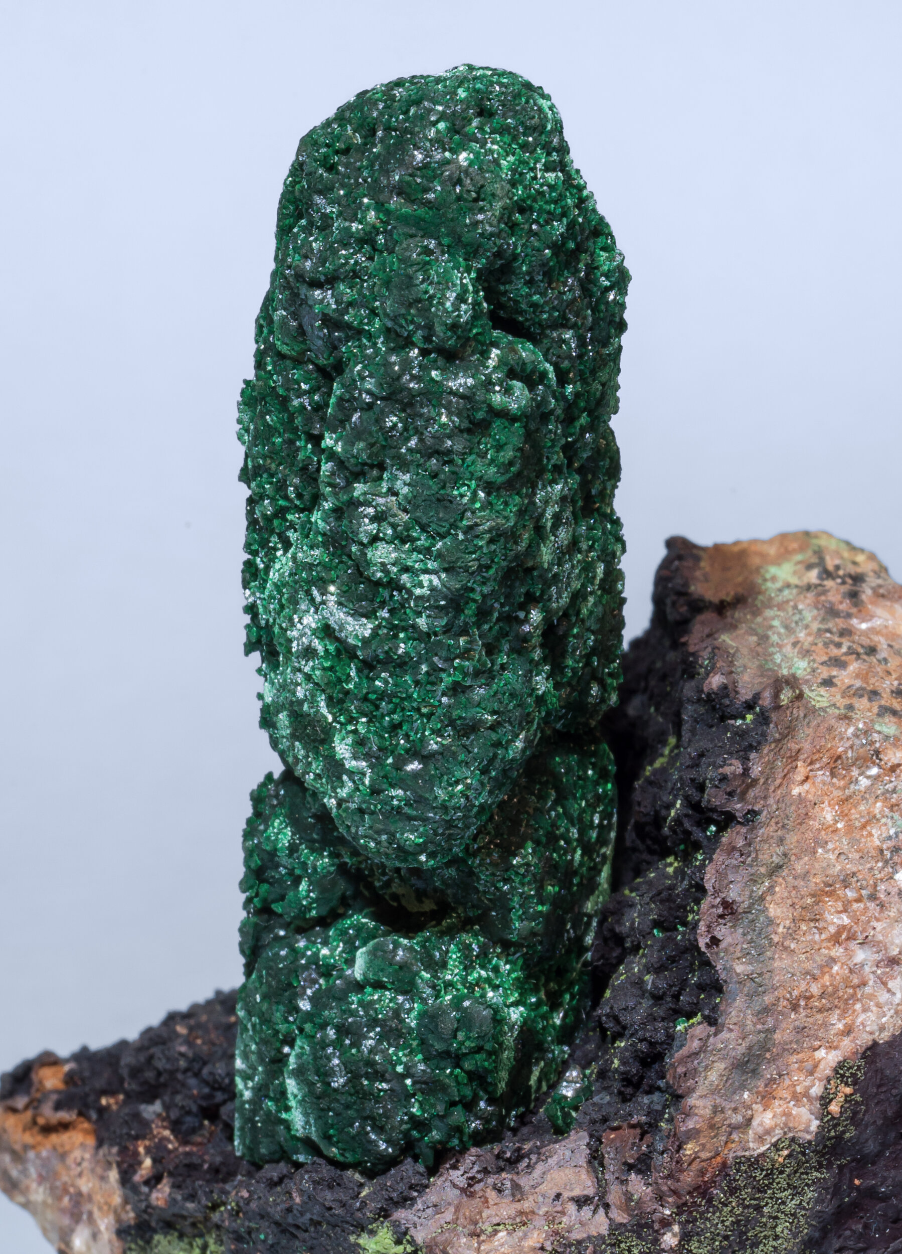 specimens/s_imagesAK4/Malachite-TA87AK4s1.jpg