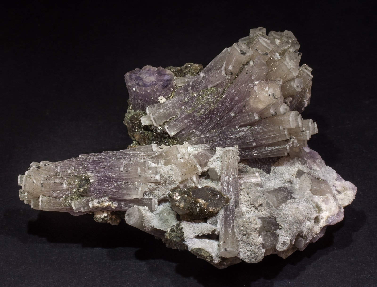 specimens/s_imagesAL5/Fluorapatite-NC10AL5s.jpg