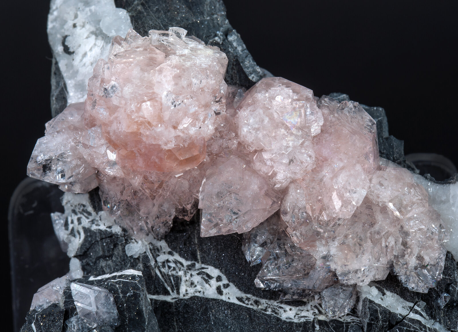 specimens/s_imagesAM8/Fluorapophyllite-K-TR91AM8d.jpg