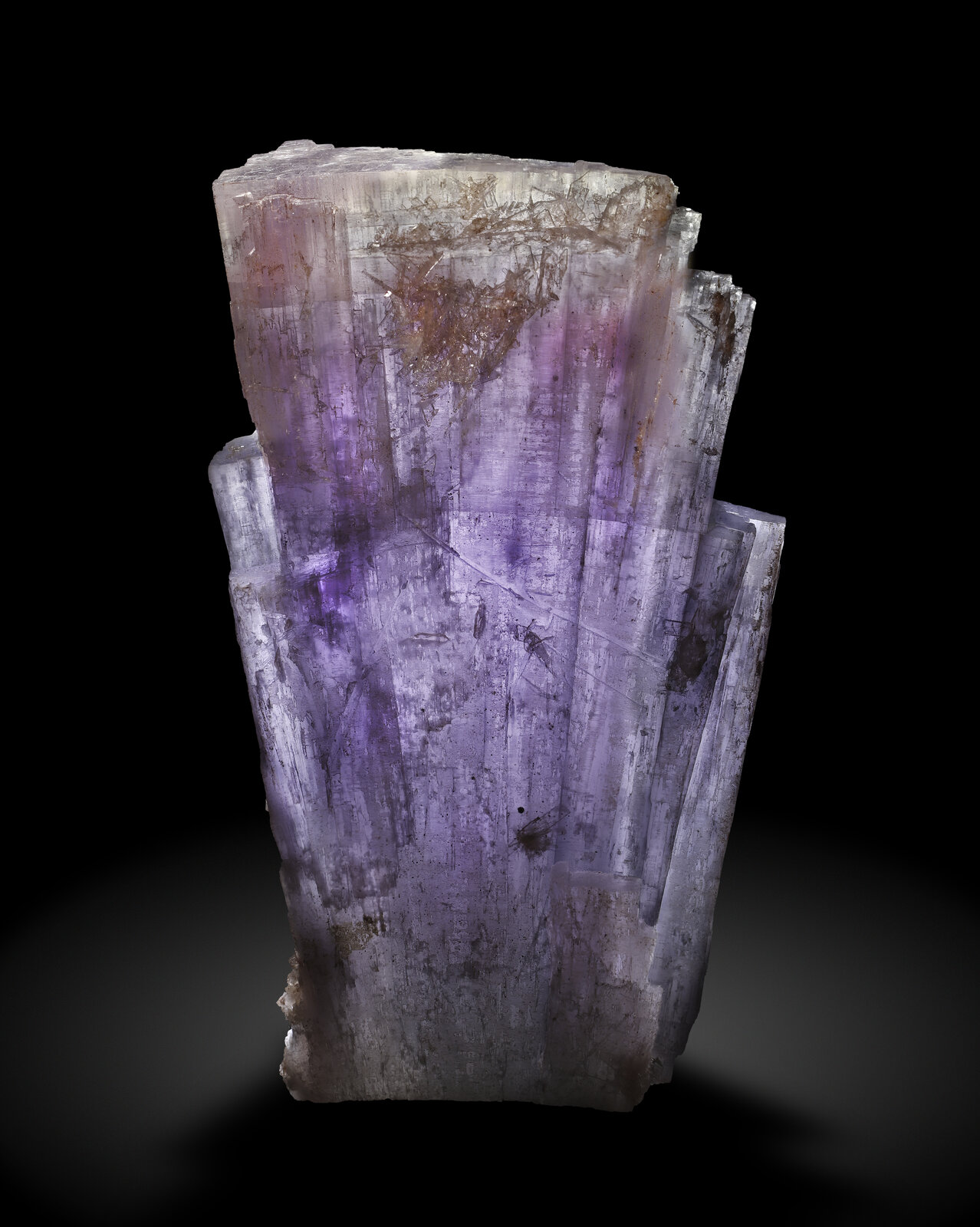 specimens/s_imagesAN8/Anhydrite-MTA91AN8_1490_f1.jpg