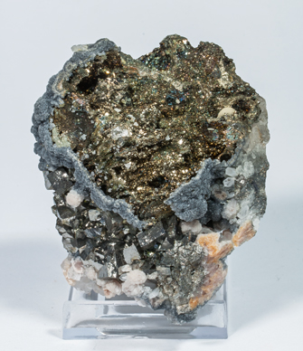 Pirita con Arsenopirita, Calcita, inclusiones de Boulangerita y Quarzo. 